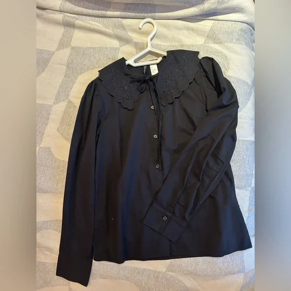 NWT Peter Pan collar shirt - Picture 3 of 3
